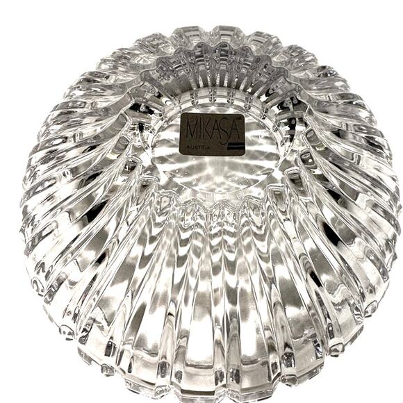 Mikasa Austria Reflections 7.5" Heavy Lead Crystal Bowl-Stunning - Picture 4 of 4